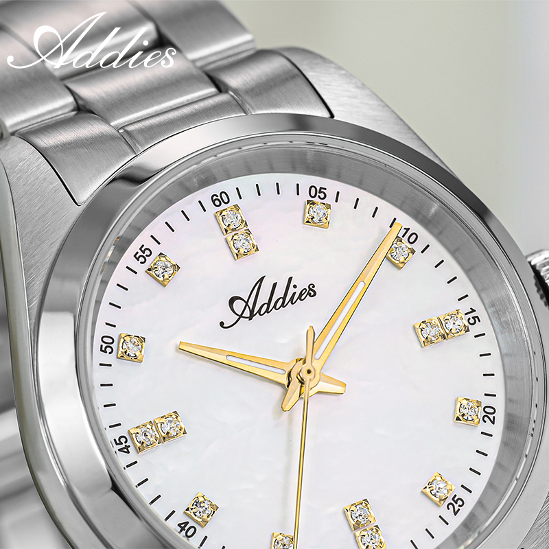 ساعة يد نسائية أنيقة من ADDIES - مراجعة Luxury Watch Japan وسعره