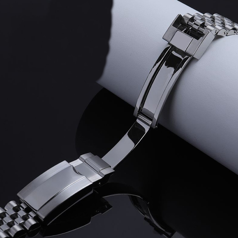 سوار ساعة اليوبيل للرجال ، سوا - مراجعة Luxury Watch Jaeger Lecoultre وسعره