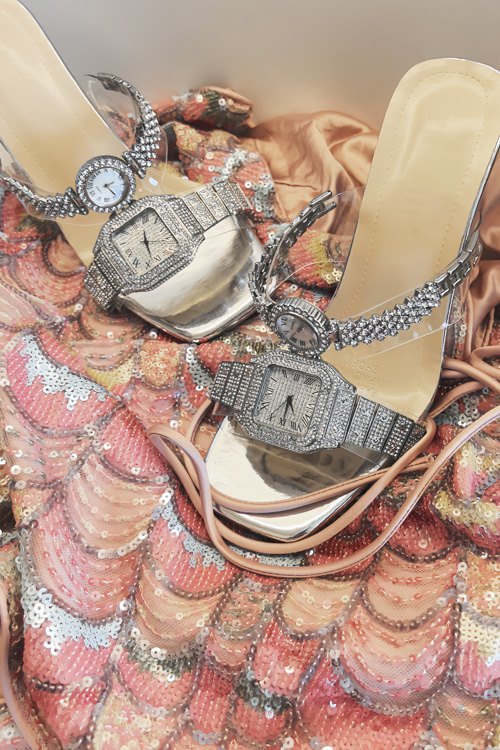 تصميم أصلي ساعة كريستال بكعب ع - مراجعة Luxury Watch For Women وسعره
