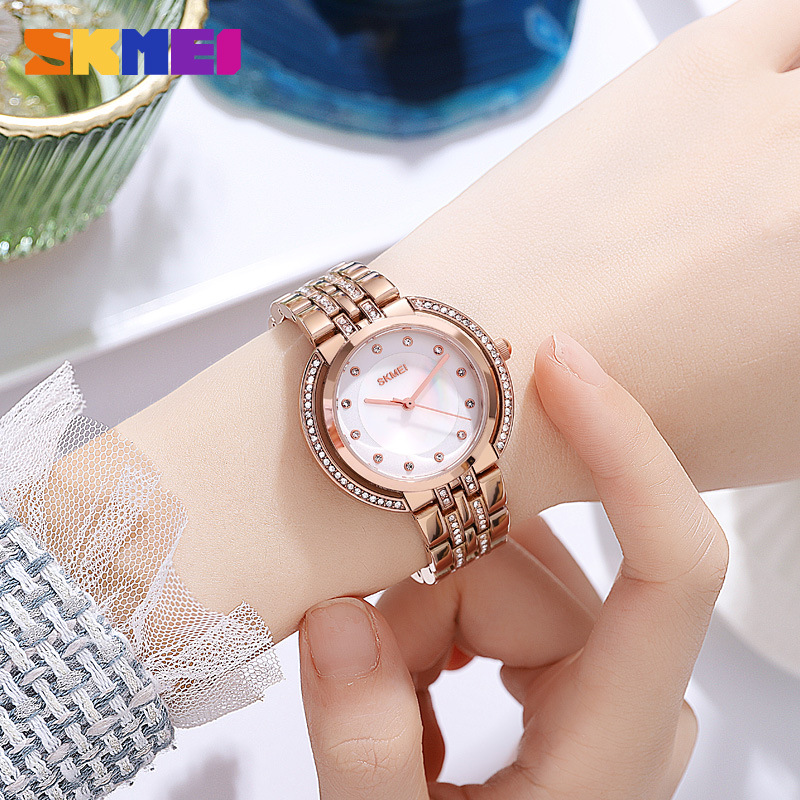 ساعات يد نسائية فاخرة بسوار من - مراجعة Luxury Watch For Women وسعره