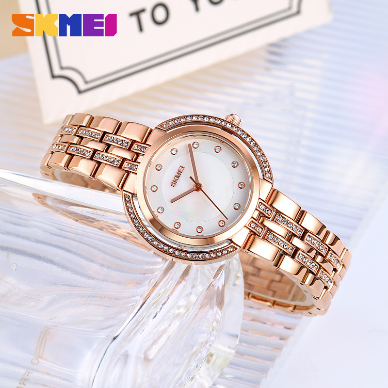 ساعات يد نسائية فاخرة بسوار من - مراجعة Luxury Watch For Women وسعره